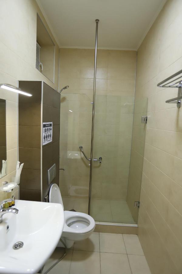 Sama Grand Hotel Tbilisi Bagian luar foto