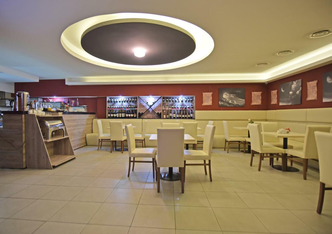 Sama Grand Hotel Tbilisi Bagian luar foto